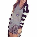 LF new Millau ᯾ Stripe V Neck Long Cardigan Duster Sweater ᯾ Black + White Photo 0