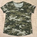 Bcg  camo print size L short sleeve top Photo 0