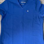 Fabletics Scrub top Photo 1