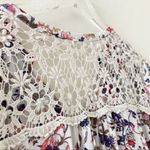 Umgee  white floral tunic lace detail back Photo 8