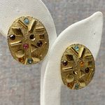 Vtg Sarah Coventry Gold Tone Oval Earrings Multicolor Stones Signed Clip on Photo 1