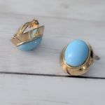 Vintage Clip On Earrings Gold Tone & Turquoise Tone Stylish Statement Blue Photo 1