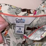 Croft & Barrow  Tropical Toucan Button Up Roll Tab Sleeve Shirt Size 2X Photo 1