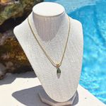 Emerald Teardrop Pendant Necklace Gold Photo 2
