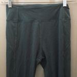 PINK - Victoria's Secret FINAL MARKDOWN Pink sport crocheted accented leggings medium Photo 6