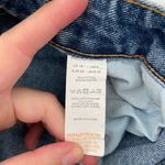 Pretty Little Thing EUC | women’s light wash high waisted straight cut jeans — 8 Photo 7