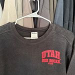 VS PINK Utah Red Rocks Crewneck Size XS Photo 2