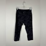 Lululemon Align High-Rise Crop 21" Olive Green Camo Women’s Sz 12 Photo 2