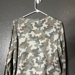 secret treasures Women’s Large Camo Waffle Knit Long Sleeve Top L Photo 5
