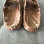 Crocs Mellow Recovery Marbled Cognac Comfort Slides Sandals Mens 10 Womens 12 Photo 4