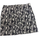 Jolt ‎ Women’s Gray & White Mini Skirt Size 7/28 (Juniors) Photo 0