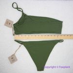 New! Set! Toast Signature One Photo 8