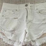 American Eagle White Hi-rise Festival Shorts Photo 0