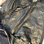 Vineyard Vines Stow & Go Hooded Jacket sz M Photo 8