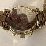 Michael Kors  MK5384 Gold Wrist Watch Women Preowned Needs Battery. Photo 4