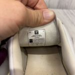 VEJA Womens Size 37 US 6 Magenta White Sneakers Photo 4