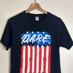 Fruit of the Loom Vtg DARE American flag logo graphic T-shirt size small Photo 1