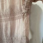 Chelsea Flower Crochet Women’s Silk Like Long Sleeve Button Blouse Boho Pink Tan Size M Photo 5