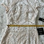 Lulus  Women’s high neck lace open back dress in cream/ ecru size XS Photo 2