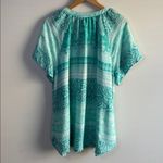 kim rogers  Size 2XL Teal and White Paisley Blouse Photo 5