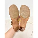 Tory Burch NWOT  Holly 2 Kitten Heel Logo Patent Thong Sandals Brown Women's 7M Photo 6