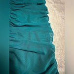 Princess Polly  Black Ruched Top Size 0 Green Stretchy Photo 2