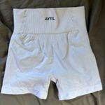 AYBL White  Biker Shorts S Photo 1