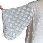 Vine & Love Looks Like Love White Textured Heart Blouse Photo 8