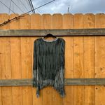 Knox Rose Knox‎ Rose Womens Shark Bite Top Size Small Long Sleeve Green Tie dyed Grunge Photo 5