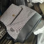 Tommy Hilfiger NWT Camilla II Flap Backpack jacquard black/white Photo 12