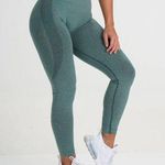 Seamless Contour Leggings Green Photo 0