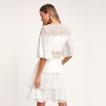 Lulus Westwind White Lace Pleated Tiered Chiffon Dress Crocheted Floral Top Sz L Photo 2