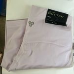 Aritzia  BUTTER cheeky Hi-Rise 7” short size 8 Photo 1