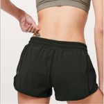 Lululemon  • hotty hot short II *2.5" in black sz 6 Photo 4
