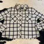 Broken Promises Cropped Flannel Photo 0