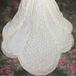 VINTAGE Lace Wedding Dress White Size undefined Photo 5