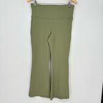 Athleta  Elation Rib‎ Crop Flare Pant Leggings Size Large Green Yoga Active Photo 1