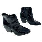 Madden Girl  Size 9 Short Boot Black Side Zip‎ Bootie Heeled Synthetic Leather Photo 2