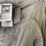 The North Face  Women's Size 6 Cargo‎ Khaki Outdoors Shorts Photo 5