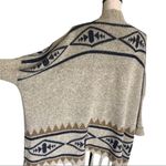 Debut  Tribal Pattern Aztec Print Fringe poncho Cardigan One Size M/L Photo 5
