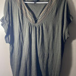 Bobeau  green multi embroidery smocked v neck cinch sleeve large Photo 0