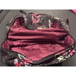 Vera Bradley ‎ large duffle bag with accessories. Excellent condition Photo 4