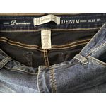 Croft & Barrow  Women's Premium Denim Jeans Size 10 Blue Stretch Cotton Spandex Photo 7