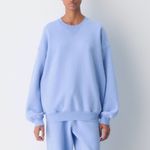 Aritzia  cozy sweatfleece new mega crew sweatshirt size small Photo 2