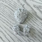 Vintage NEW Sarah Coventry Large Strawberry Brooch Pin & Earring Set Silver Photo 0