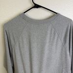 Vuori Halo Crew Long Sleeve Shirt Dream Knit Gray Heather Womens Size Small Photo 8