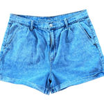 American Eagle  Denim Mom Shorts High‎ Waisted Cuffed Light Wash Size 12 Photo 0
