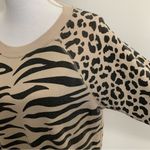 Wildfox  Easy Tiger Sommers Sweatshirt Size XS Photo 4