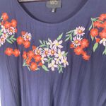 W5  Women's Embroidered Floral Blouse Size Small Navy Blue Short Sleeve Knot Hem‎ Photo 1