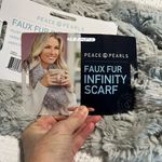 Peace & Pearls  Scarf Infinity Faux Fur Gray Plush Womens Photo 7